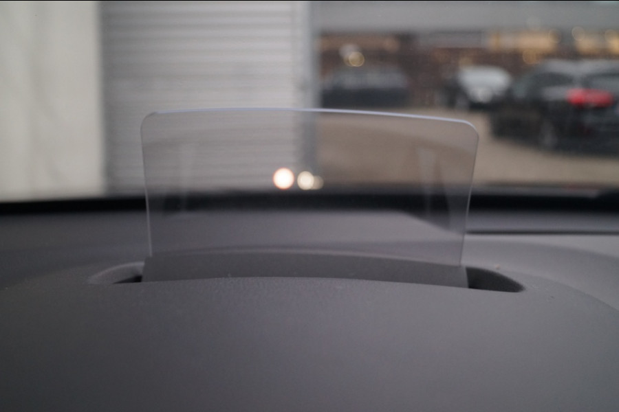 Hyundai Kona EV Premium 64kWh -LEER-ECC-NAVI-CAM-PDC-