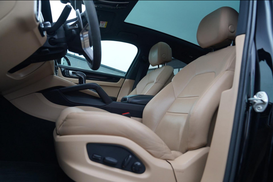 Porsche Cayenne Coupé 3.0 E-Hybrid Platinum Edition | Sport Design | Massage | Adaptieve cruise | Dealer onderhouden | 22 inch |