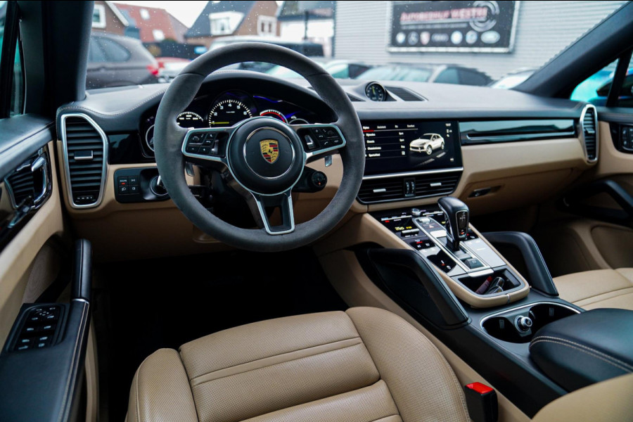 Porsche Cayenne Coupé 3.0 E-Hybrid Platinum Edition | Sport Design | Massage | Adaptieve cruise | Dealer onderhouden | 22 inch |