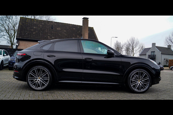 Porsche Cayenne Coupé 3.0 E-Hybrid Platinum Edition | Sport Design | Massage | Adaptieve cruise | Dealer onderhouden | 22 inch |