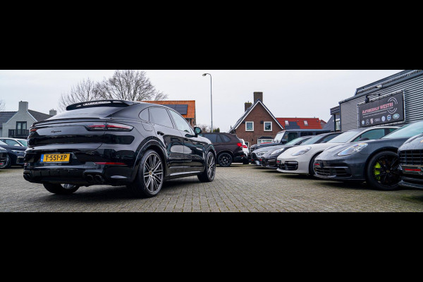 Porsche Cayenne Coupé 3.0 E-Hybrid Platinum Edition | Sport Design | Massage | Adaptieve cruise | Dealer onderhouden | 22 inch |