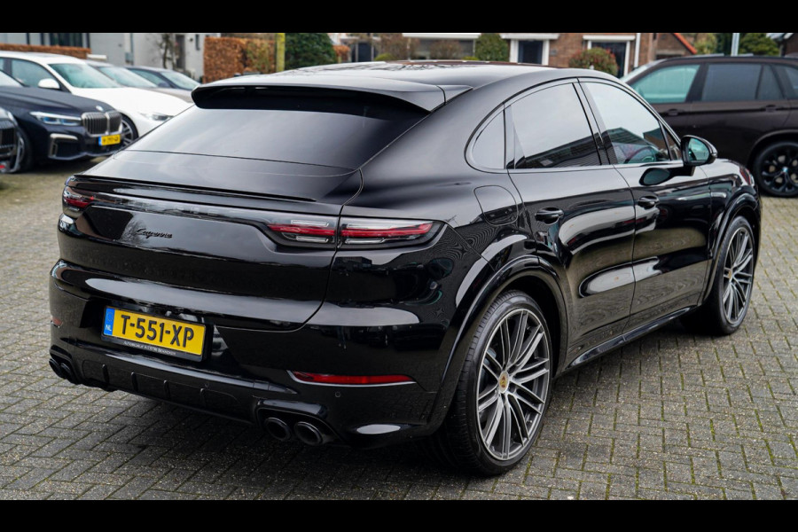 Porsche Cayenne Coupé 3.0 E-Hybrid Platinum Edition | Sport Design | Massage | Adaptieve cruise | Dealer onderhouden | 22 inch |