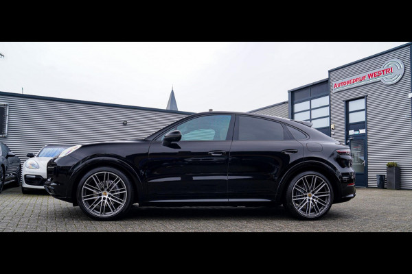Porsche Cayenne Coupé 3.0 E-Hybrid Platinum Edition | Sport Design | Massage | Adaptieve cruise | Dealer onderhouden | 22 inch |