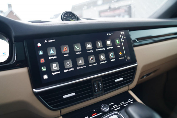 Porsche Cayenne Coupé 3.0 E-Hybrid Platinum Edition | Sport Design | Massage | Adaptieve cruise | Dealer onderhouden | 22 inch |
