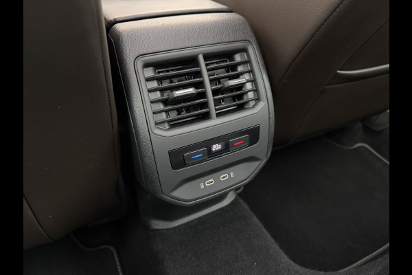 Seat Leon Sportstourer 1.5 eTSI Xcellence M-Hybrid | LED | Panorama | Elek. Trekhaak | Carplay | Navi | Sfeerverl. | Camera