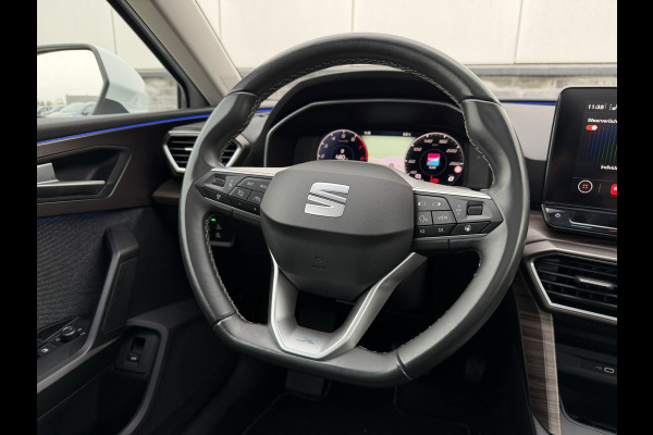 Seat Leon Sportstourer 1.5 eTSI Xcellence M-Hybrid | LED | Panorama | Elek. Trekhaak | Carplay | Navi | Sfeerverl. | Camera