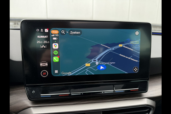 Seat Leon Sportstourer 1.5 eTSI Xcellence M-Hybrid | LED | Panorama | Elek. Trekhaak | Carplay | Navi | Sfeerverl. | Camera