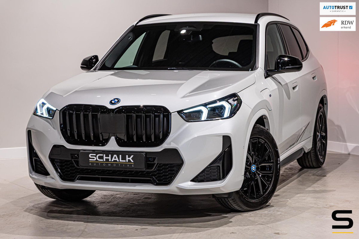 BMW X1 XDrive25e|M-sport|Fis€49.000|LED|Sportstoelen|1eig