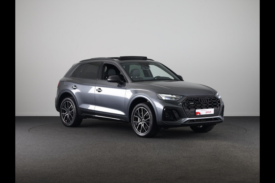 Audi Q5 50 TFSI e S edition 299 pk S-tronic | Navigatie | Panoramadak | Parkeersensoren | Achteruitrijcamera | Stoelverwarming |