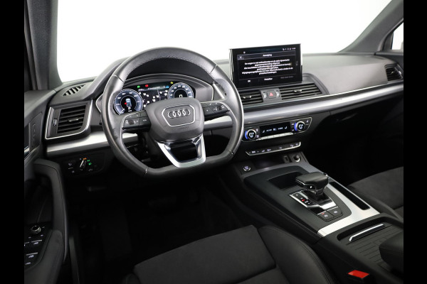Audi Q5 50 TFSI e S edition 299 pk S-tronic | Navigatie | Panoramadak | Parkeersensoren | Achteruitrijcamera | Stoelverwarming |