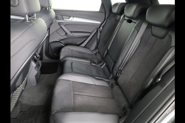 Audi Q5 50 TFSI e S edition 299 pk S-tronic | Navigatie | Panoramadak | Parkeersensoren | Achteruitrijcamera | Stoelverwarming |
