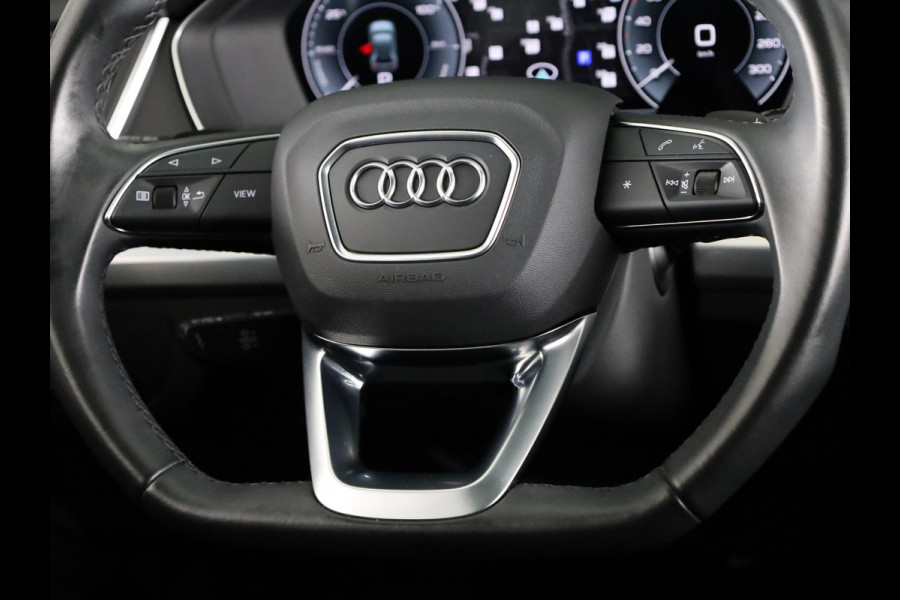 Audi Q5 50 TFSI e S edition 299 pk S-tronic | Navigatie | Panoramadak | Parkeersensoren | Achteruitrijcamera | Stoelverwarming |