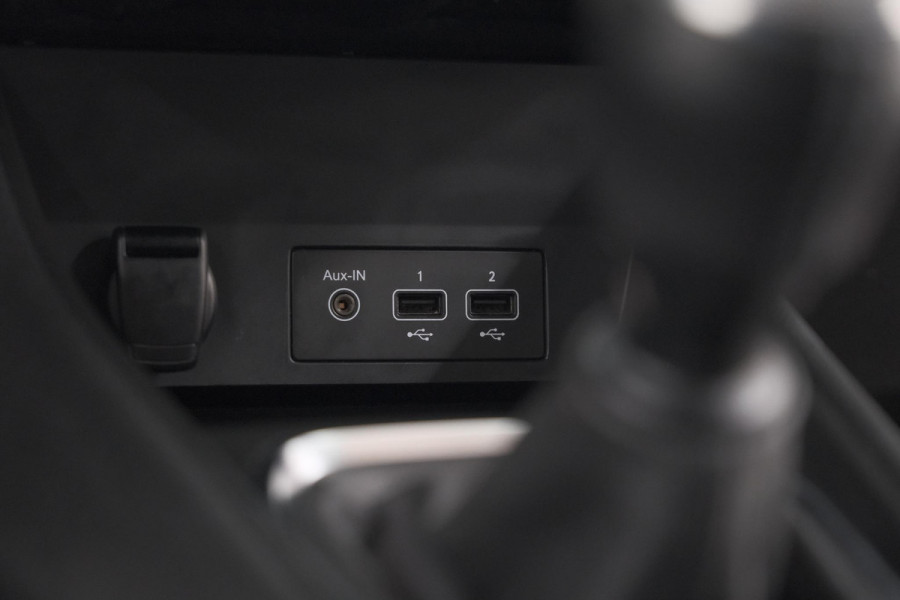 Renault Captur TCe 100 Intens | Camera | Navigatie | Parkeersensoren | Apple Carplay