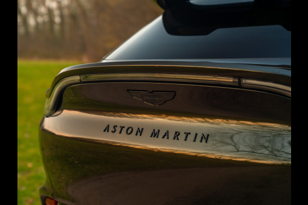 Aston Martin DBX 707 4.0 V8 Facelift | Minotaur Green | Copper Tan interieur | Briljant!