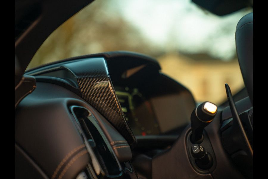 Aston Martin DBX 707 4.0 V8 Facelift | Minotaur Green | Copper Tan interieur | Briljant!