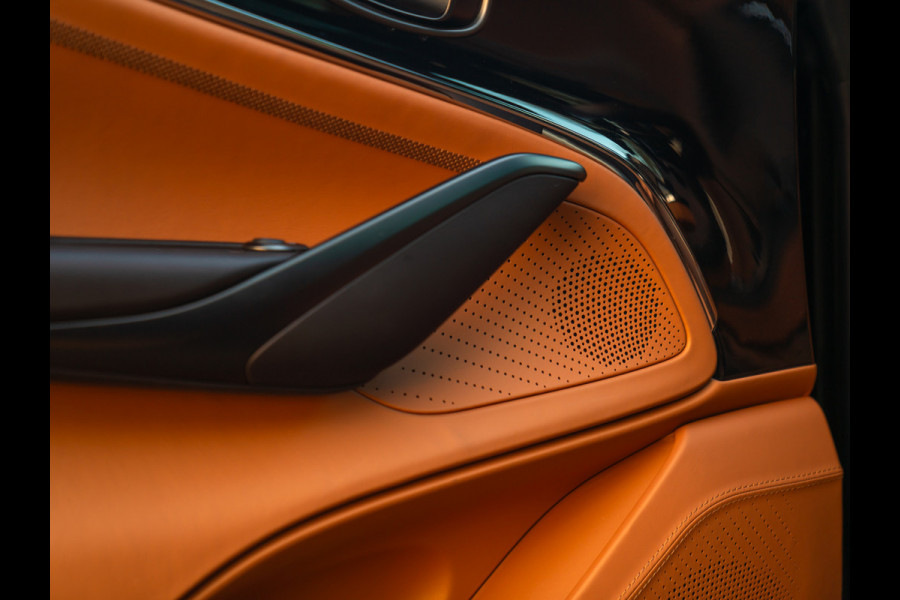 Aston Martin DBX 707 4.0 V8 Facelift | Minotaur Green | Copper Tan interieur | Briljant!