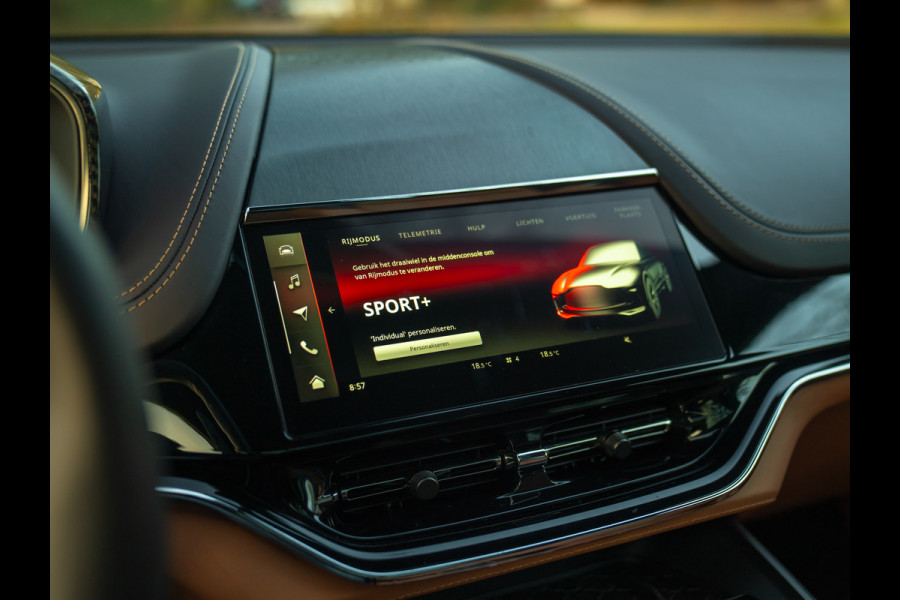 Aston Martin DBX 707 4.0 V8 Facelift | Minotaur Green | Copper Tan interieur | Briljant!