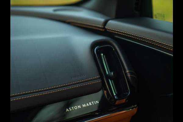 Aston Martin DBX 707 4.0 V8 Facelift | Minotaur Green | Copper Tan interieur | Briljant!
