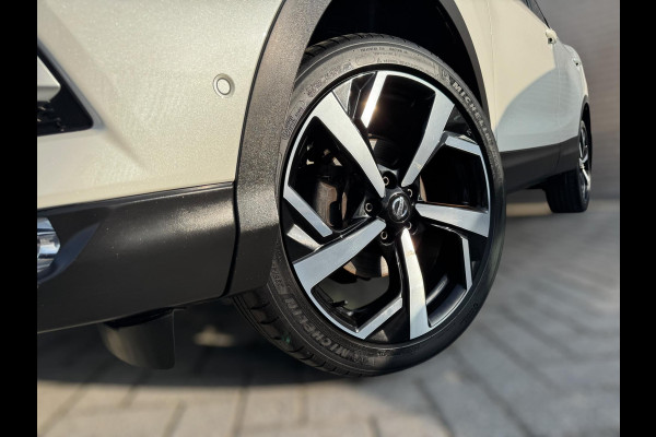 Nissan QASHQAI 1.2 Tekna 360 CAMERA / STOELVERW. / PANO / NAVI / PDC / TREKHAAK / HALF LEDER / CRUISE / ECC / ELEKTR INKL SPIEG
