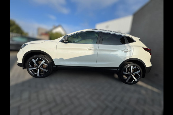 Nissan QASHQAI 1.2 Tekna 360 CAMERA / STOELVERW. / PANO / NAVI / PDC / TREKHAAK / HALF LEDER / CRUISE / ECC / ELEKTR INKL SPIEG