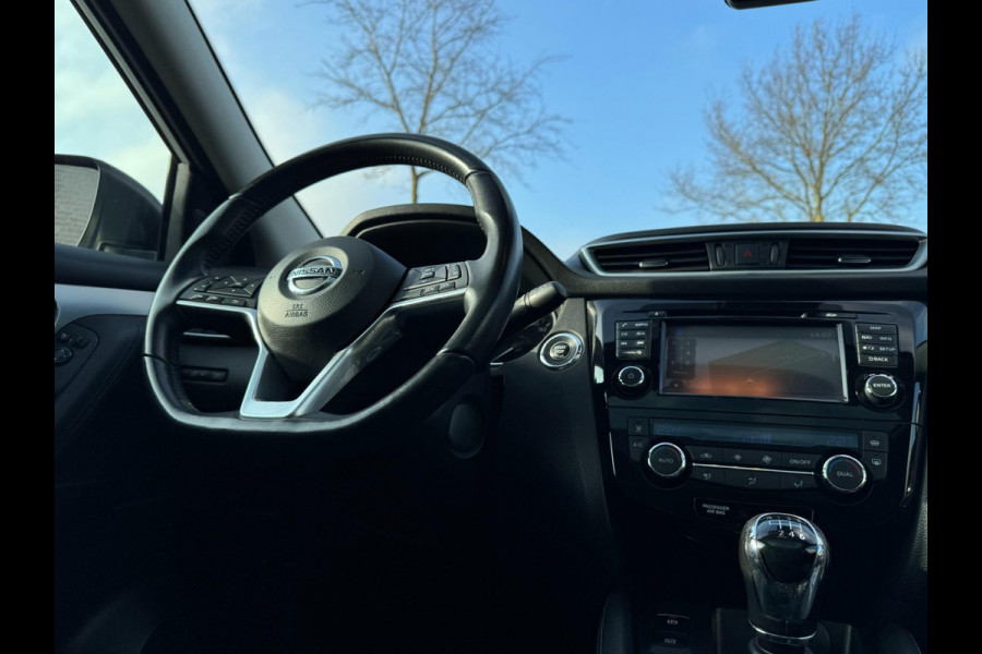 Nissan QASHQAI 1.2 Tekna 360 CAMERA / STOELVERW. / PANO / NAVI / PDC / TREKHAAK / HALF LEDER / CRUISE / ECC / ELEKTR INKL SPIEG