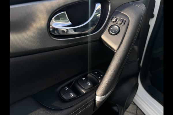 Nissan QASHQAI 1.2 Tekna 360 CAMERA / STOELVERW. / PANO / NAVI / PDC / TREKHAAK / HALF LEDER / CRUISE / ECC / ELEKTR INKL SPIEG