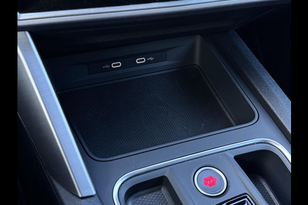 Seat Leon Sportstourer 1.0 eTSI FR | Carplay | Virtual | DAB+ | Navi | Sfeerverlichting | Dealer onderhouden | Allseason banden