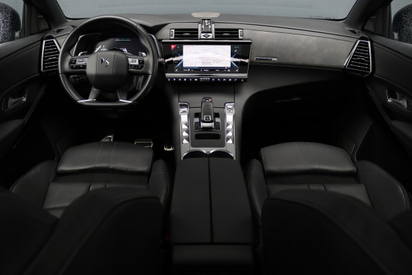 DS 7 Crossback E-Tense 4x4 Louvre | Performance Line | Adaptive Cruise Control | Panoramadak | Massage | Memory | Focal Audio | Stoelventilatie | Surround Camera | Verwarmde Voorruit | Leder |