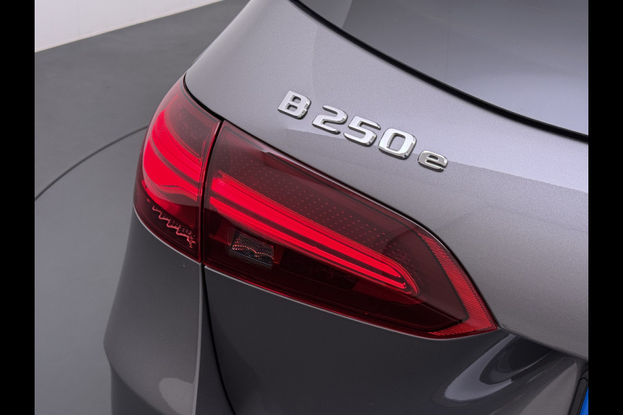 Mercedes-Benz B-Klasse 250 e AMG Line | Sfeer Keyless Winterpakket