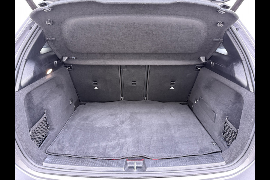 Mercedes-Benz B-Klasse 250 e AMG Line | Sfeer Keyless Winterpakket