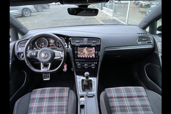 Volkswagen Golf 2.0 TSI GTI 230pk 6-bak