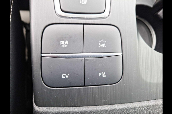 Ford Kuga 2.5 PHEV Vignale 225pk | Wegklapbare trekhaak | Panoramadak | Head up Display | Winterpack | Memory Seats