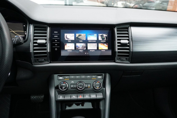 Škoda Kodiaq 1.5 TSI Black Edition 7p. + DEALER ONDERHOUDEN / PANO / DODEHOEK DETECTIE