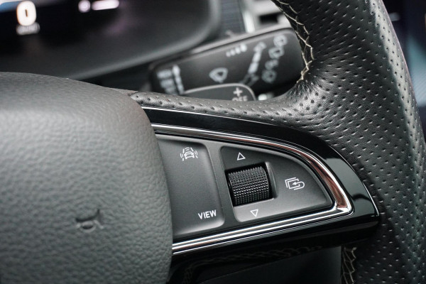 Škoda Kodiaq 1.5 TSI Black Edition 7p. + DEALER ONDERHOUDEN / PANO / DODEHOEK DETECTIE