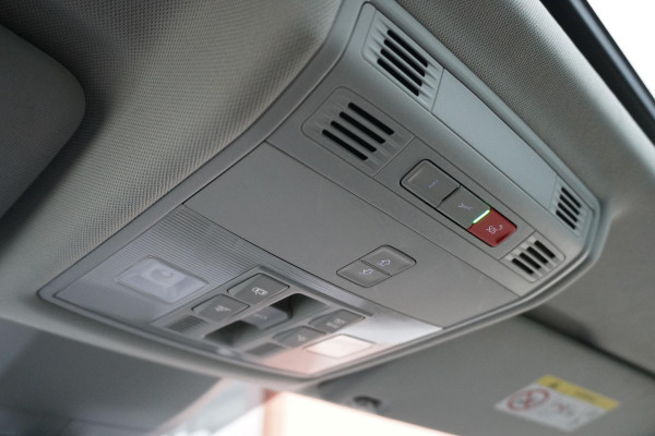 Škoda Kodiaq 1.5 TSI Black Edition 7p. + DEALER ONDERHOUDEN / PANO / DODEHOEK DETECTIE