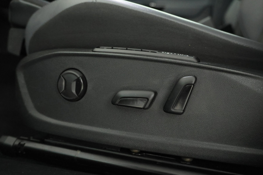 Volkswagen ID.4 Pro 77 kWh Memoryseats, head up, climate