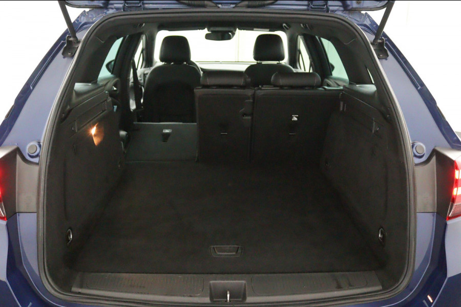 Opel Astra Sports Tourer 1.2 Elegance*ECC*CRUISE*NAVI*HAAK*CAMERA*CARPLAY*