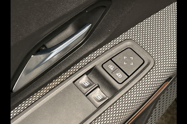 Dacia SANDERO Stepway 1.0 TCe 90 Comfort Carplay Navigatie Camera Climate-control Cruise