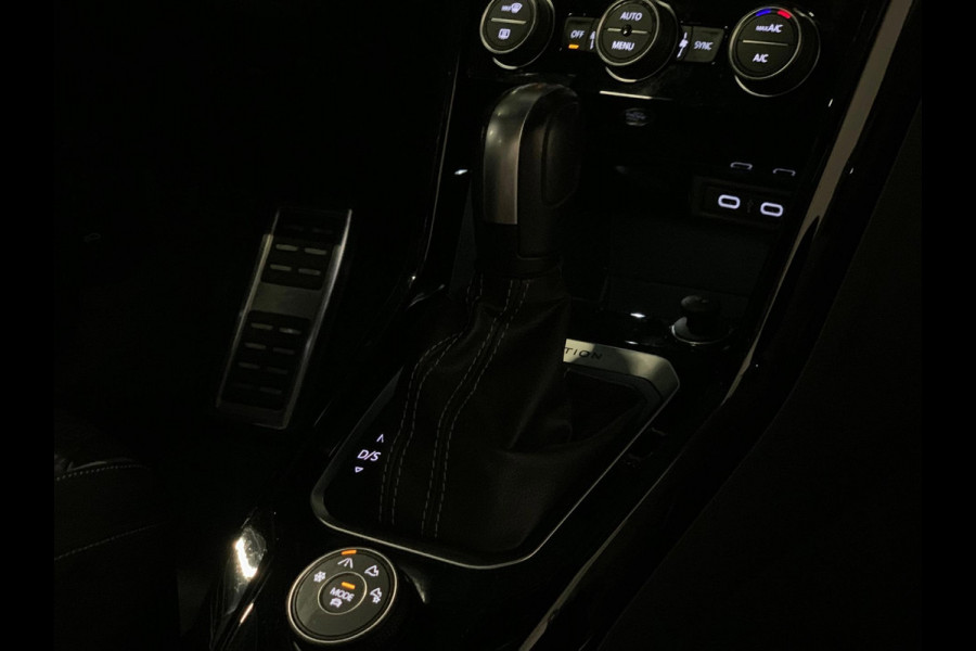 Volkswagen T-Roc 2.0 TSI 4Motion R | AKRAPOVIC | KAMELEON FOLIE | PANO | BEATS AUDIO