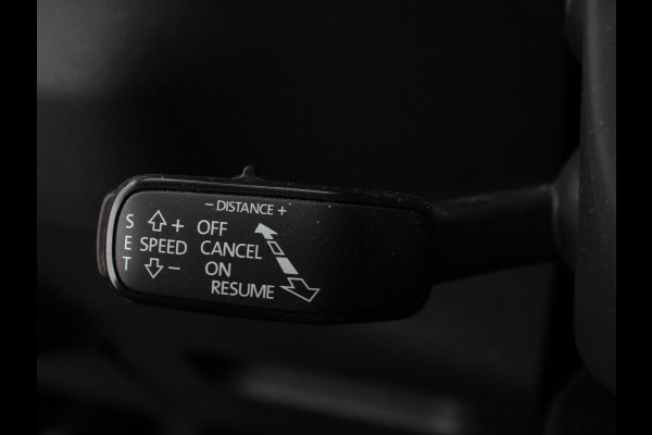 Škoda Karoq 1.5 TSI 150pk DSG ACT Selection | Navigatie | Apple Carplay/Android Auto | Camera | Parkeer sensoren | Adaptive Cruise Control | Lichtmetalen Velgen | Digitale Cockpit