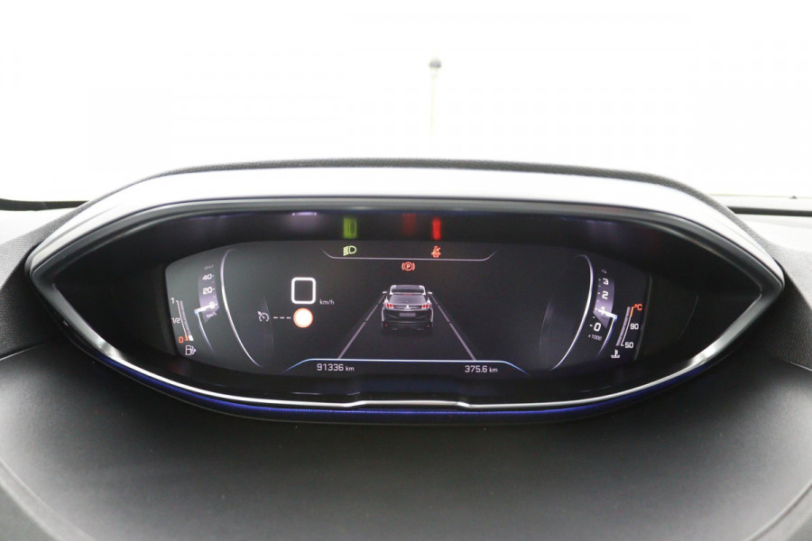 Peugeot 3008 1.2*FACELIFT*CARPLAY*NAVI*CRUISE*ECC*HAAK*CAM*LED*