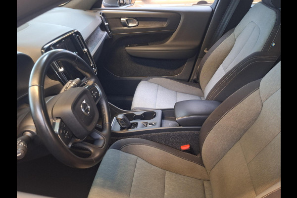 Volvo XC40 1.5 T4 Recharge R-Design Expression | Adaptive CC | Climate | Blindspot | Navi | Camera |