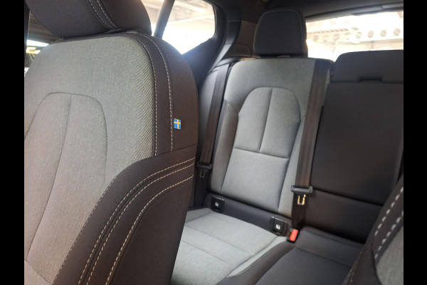 Volvo XC40 1.5 T4 Recharge R-Design Expression | Adaptive CC | Climate | Blindspot | Navi | Camera |