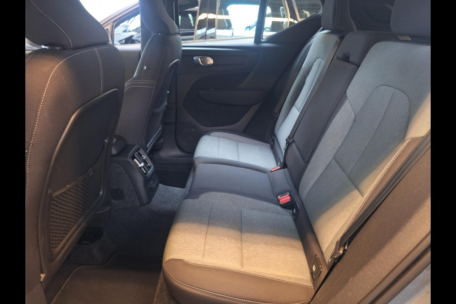 Volvo XC40 1.5 T4 Recharge R-Design Expression | Adaptive CC | Climate | Blindspot | Navi | Camera |
