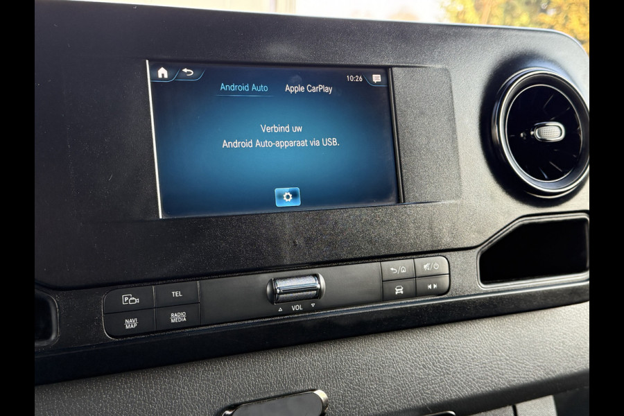 Mercedes-Benz Sprinter 314 CDI 143 PK AUTOMAAT RWD 3.5T / L2H1 / HENDI KRAAN / 3.5T TREKHAAK / CAMERA / BLINDSPOT / 3-ZITS