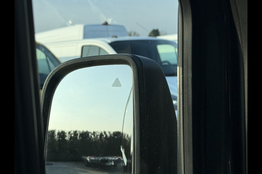 Mercedes-Benz Sprinter 314 CDI 143 PK AUTOMAAT RWD 3.5T / L2H1 / HENDI KRAAN / 3.5T TREKHAAK / CAMERA / BLINDSPOT / 3-ZITS