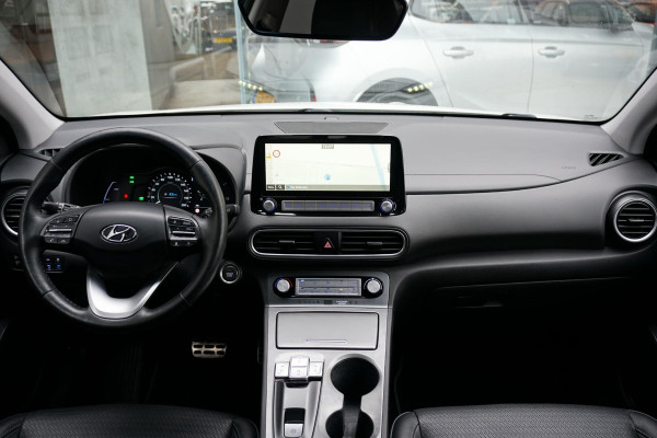 Hyundai Kona EV Premium 64 kWh + LEDER / DODEHOEK  / STUURWIEL VERWARMING