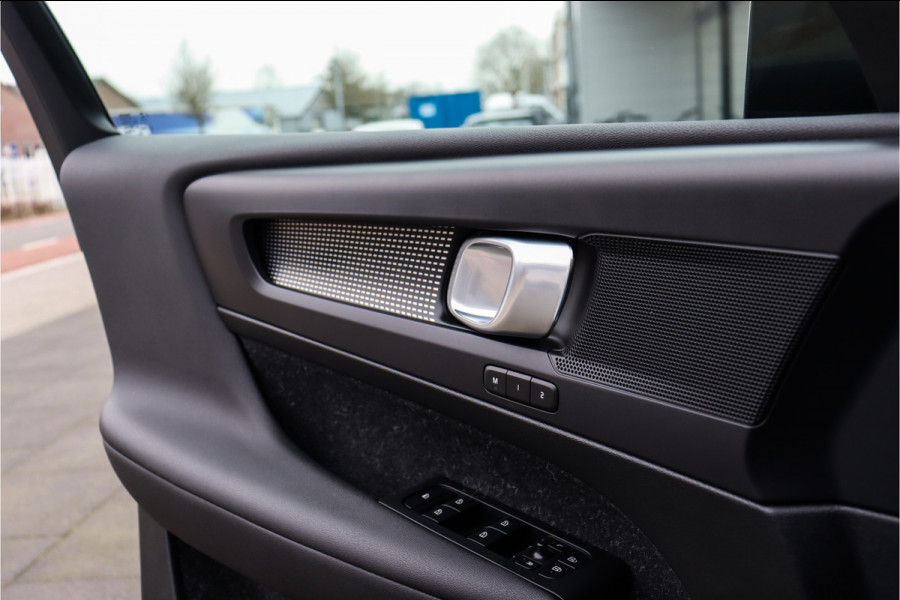 Volvo XC40 1.5 T3 R-Design **Lane assist/Resign lederen stoelen/Zwarte hemel/DAB**