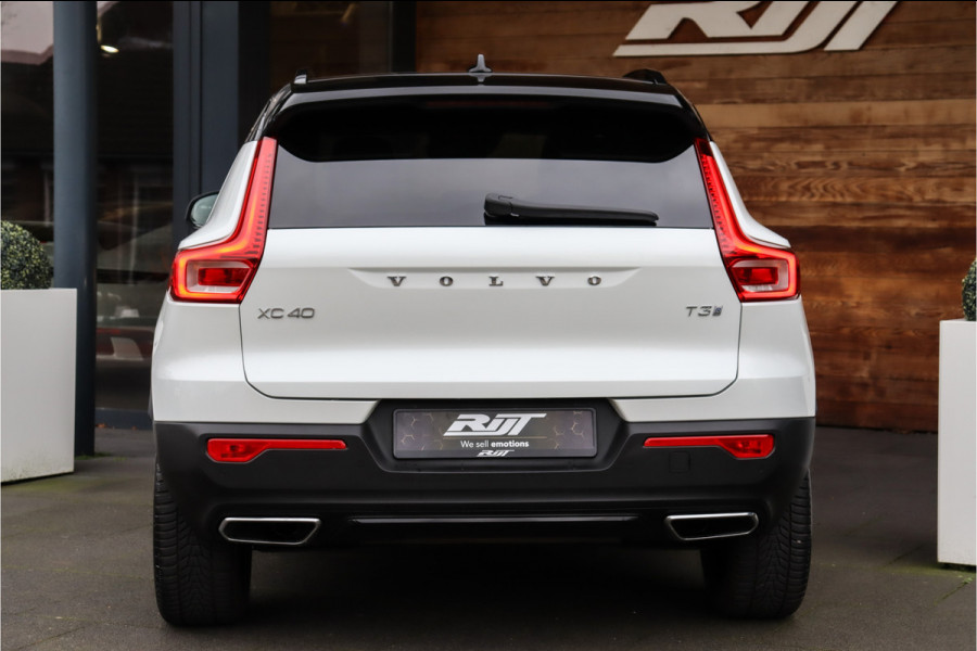 Volvo XC40 1.5 T3 R-Design **Lane assist/Resign lederen stoelen/Zwarte hemel/DAB**