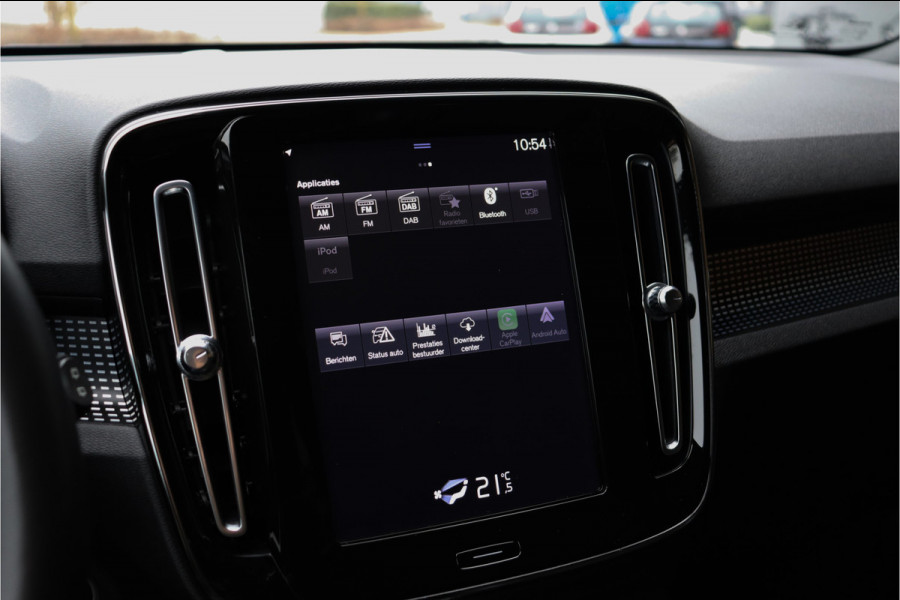 Volvo XC40 1.5 T3 R-Design **Lane assist/Resign lederen stoelen/Zwarte hemel/DAB**